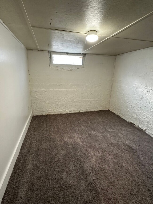 Building Photo - 1312/1316 Duplex