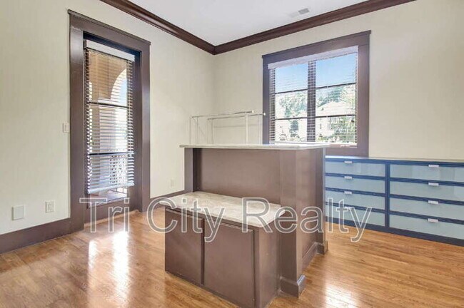 Building Photo - 250 Moss Creek Walk