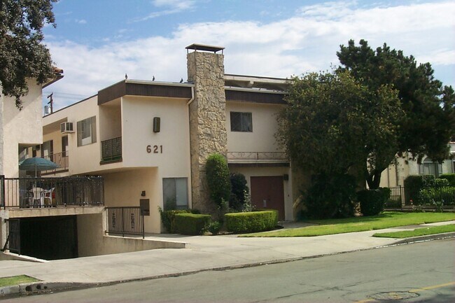 Building Photo - 621 W California Ave