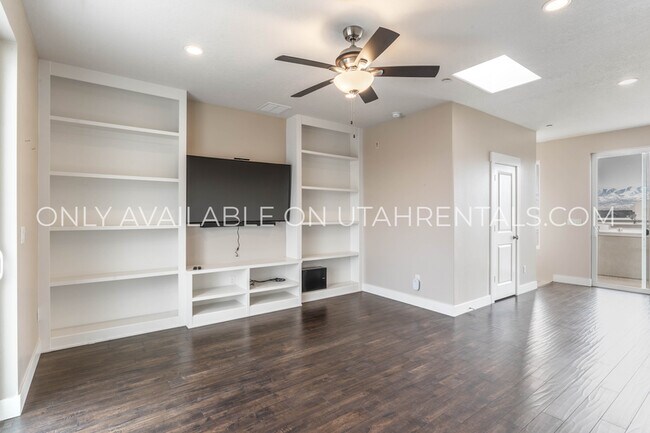 Building Photo - 4738 Daybreak Rim Way