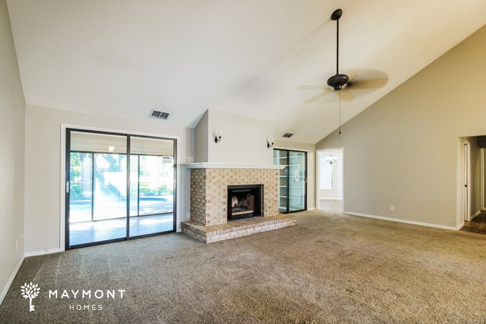 Building Photo - 34498 Cedarfield Dr