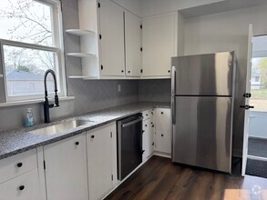 Building Photo - Charming 1.5-Story Home in Desirable Benso...