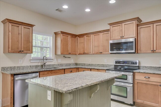 Building Photo - 716 Gallaway Ln