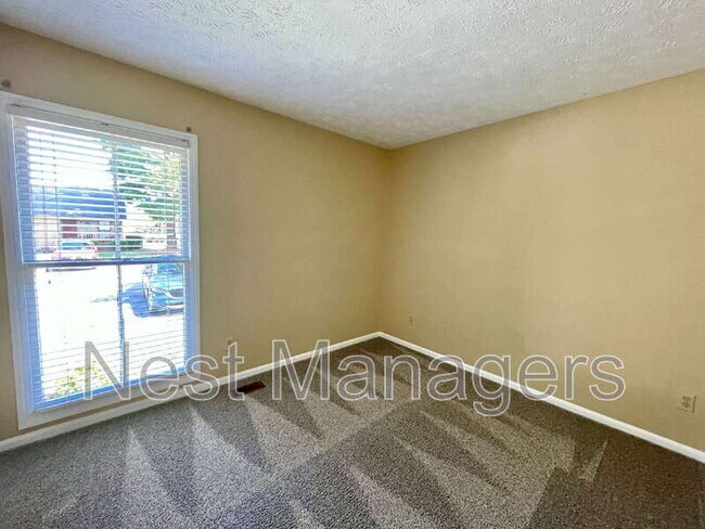 Building Photo - 4609 Fen Ct