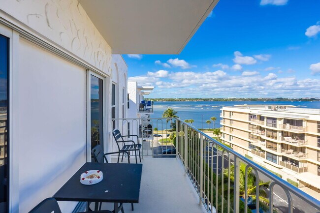 Building Photo - 3230 S Ocean Blvd