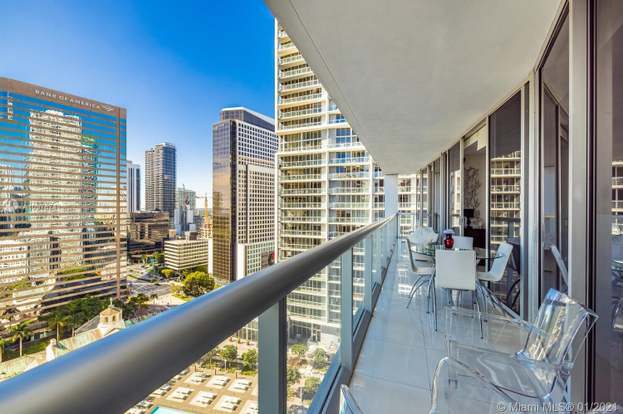 Building Photo - 475 Brickell Ave
