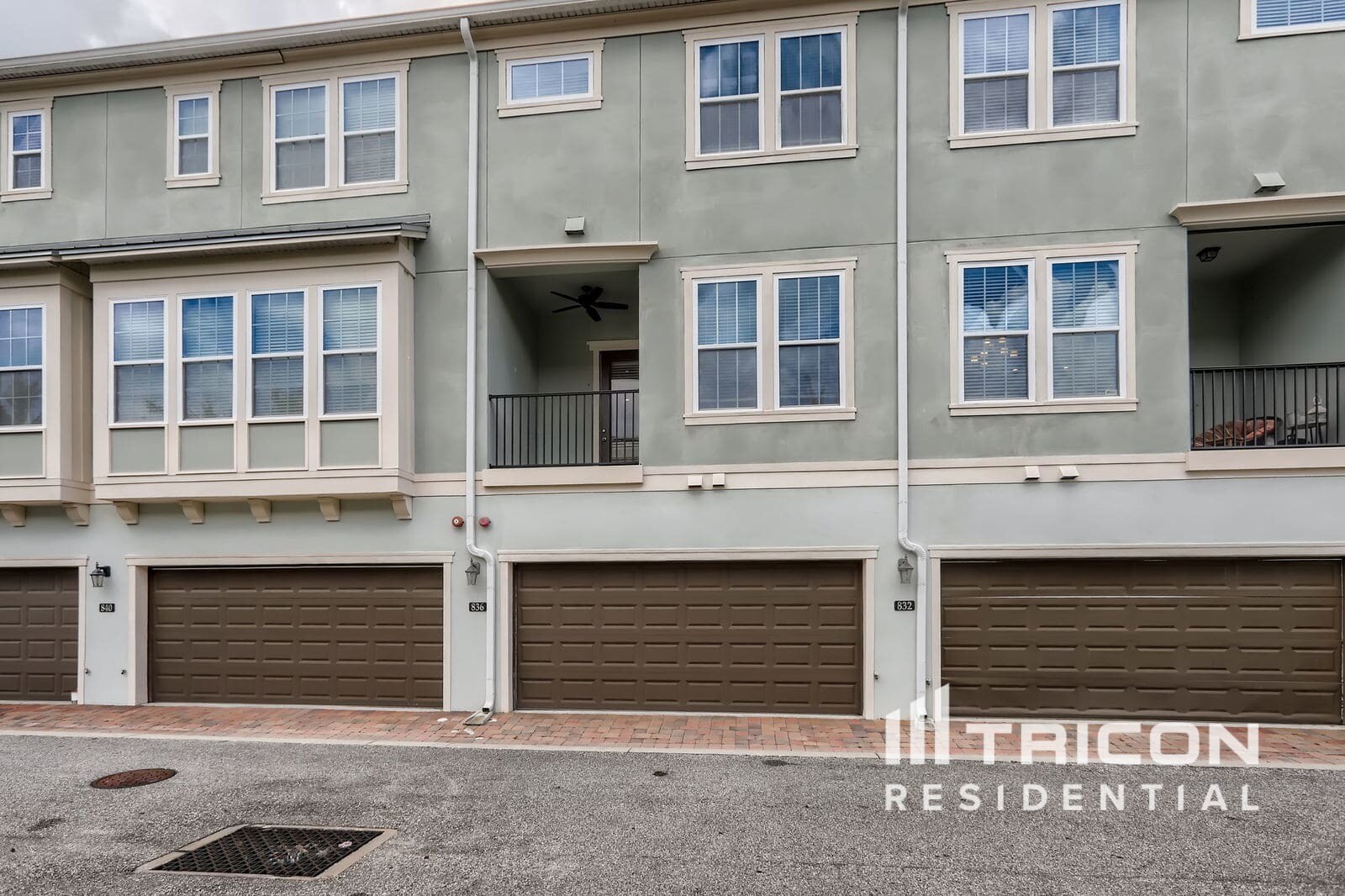 Building Photo - 836 Luarca Ln