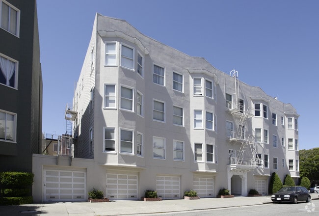 Building Photo - 10 Capra Way