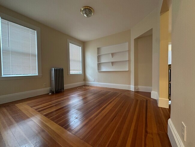 Building Photo - 56 Prentiss St