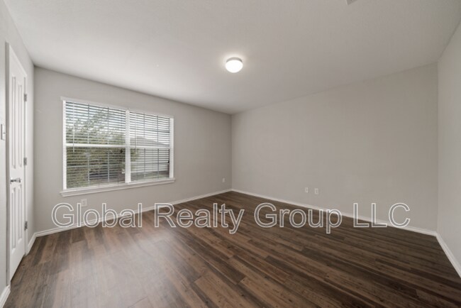 Building Photo - 216 Anvil Pl