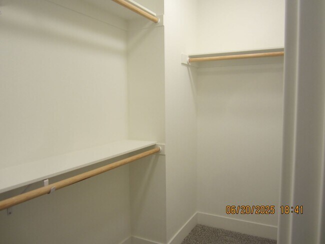Building Photo - BRAND NEW HOME