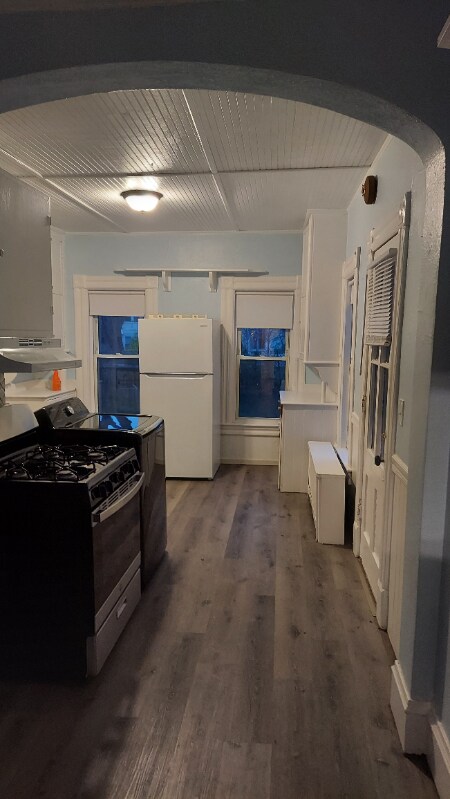 Building Photo - 60 Nonotuck St