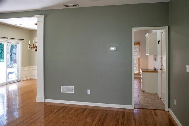 Building Photo - 9935 Barston Ct
