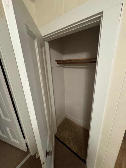 Building Photo - 48 Clinton Ave