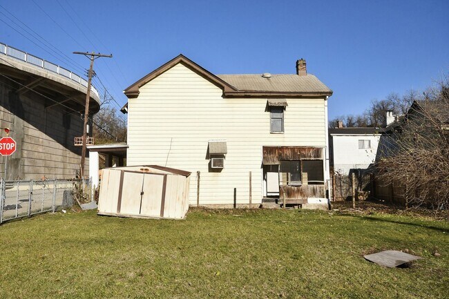 Building Photo - Charming 2-Bedroom/1-Bathroom House for Rent in Rankin - $1000/month