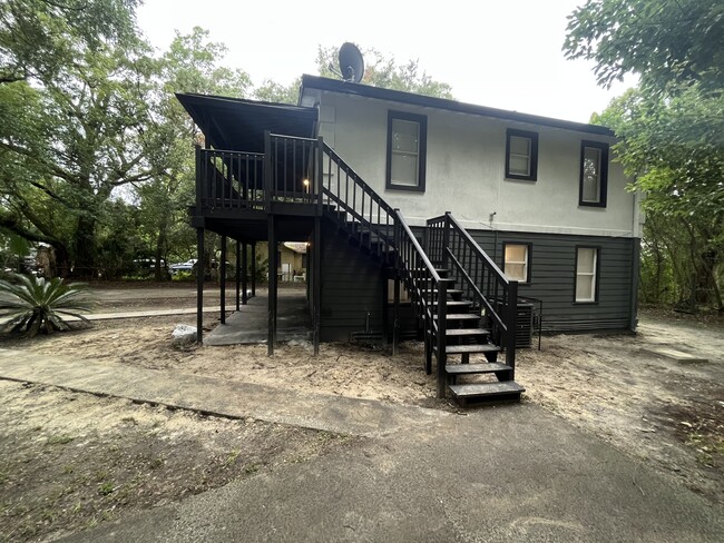 Building Photo - 1035 Maynard St