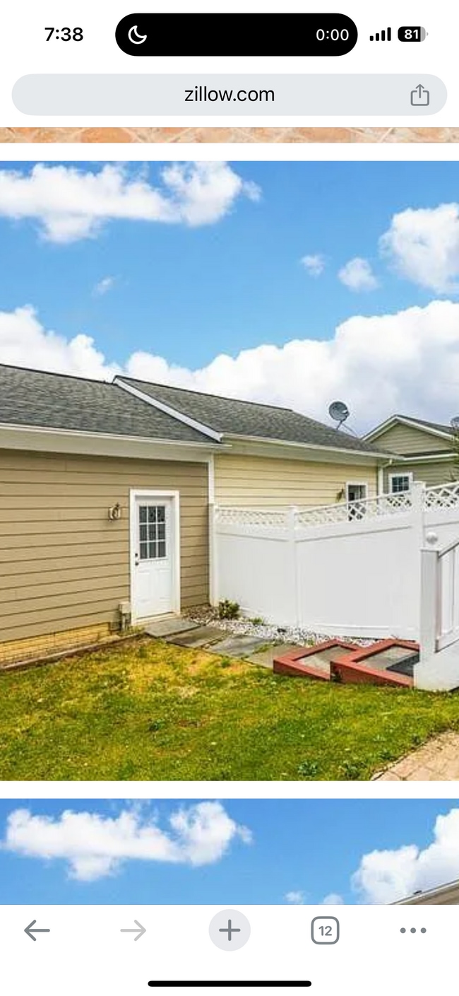 Building Photo - 3710 Singleton Terrace