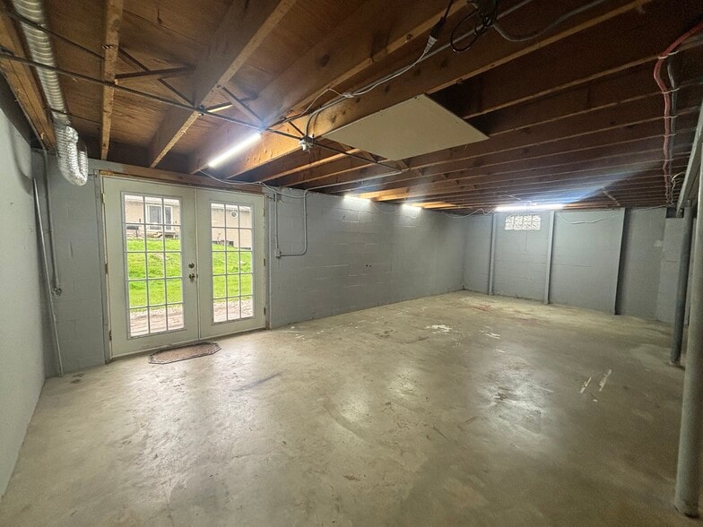 Building Photo - 14508 Colfax St