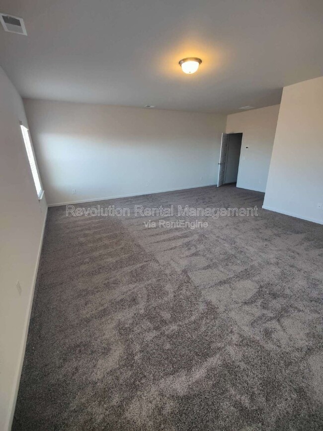 Building Photo - 500 Ozark Ln