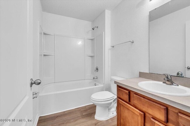 Building Photo - 10281 Magnolia Hills Dr