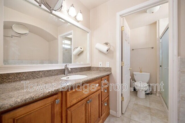 Building Photo - 8924 La Margarita Way