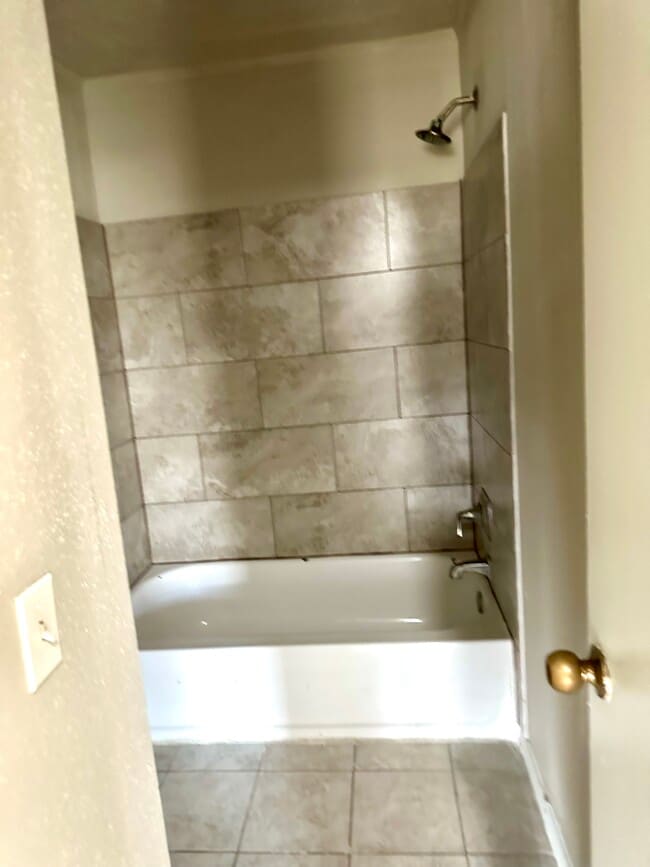 Building Photo - 23811 Firegate Dr