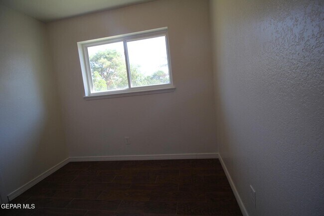 Building Photo - 19014 Armington Dr