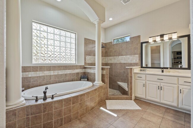 Building Photo - 7603 Hogan Bridge Court