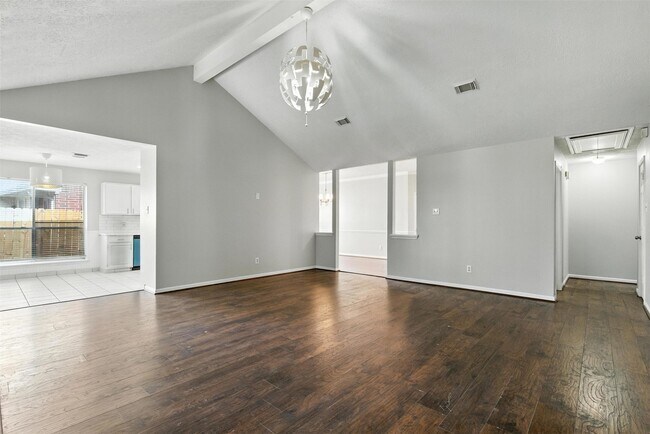 Building Photo - 5307 Oak Falls Dr