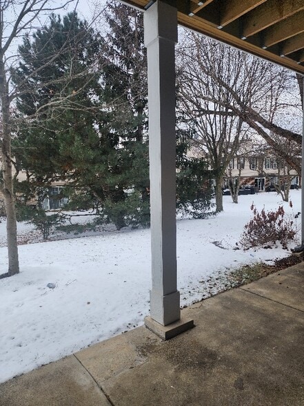 Building Photo - 1741 Chesapeake Ln