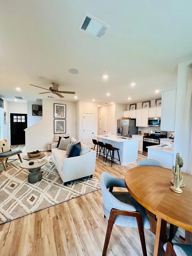 Building Photo - Room in Townhome on Cowbird Path