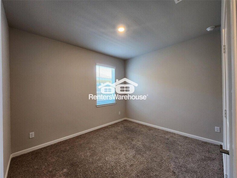 Building Photo - 19014 Whitehaven Bend Ln