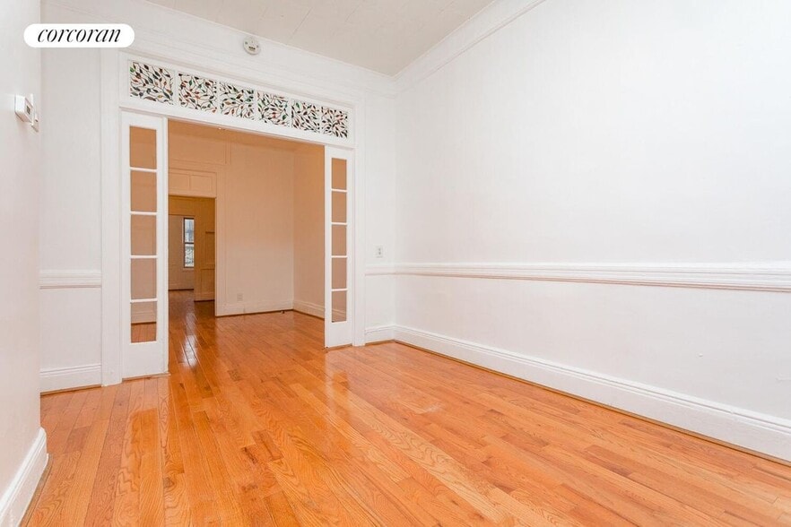 Building Photo - 300 Stanhope St