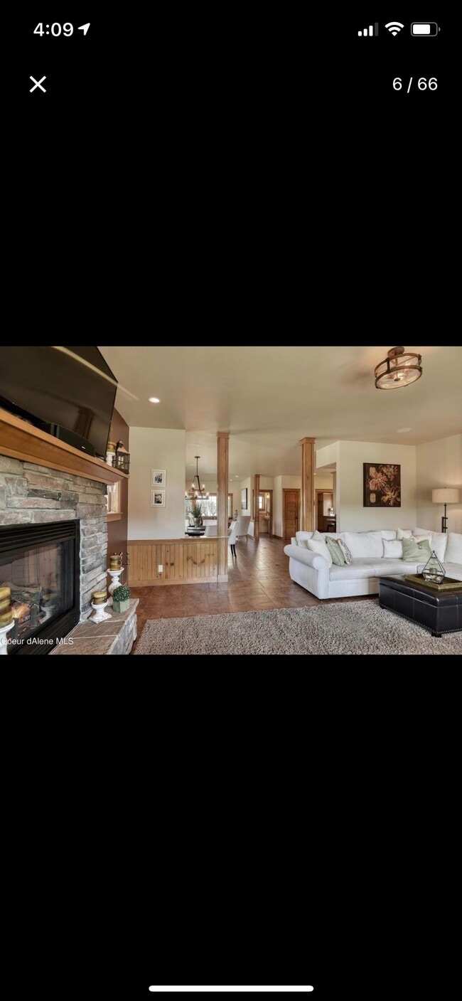 Building Photo - 4047 W Shoreview Ln