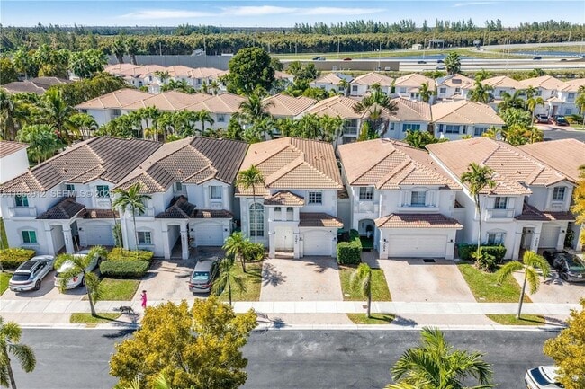 Building Photo - 7044 NW 115th Ct