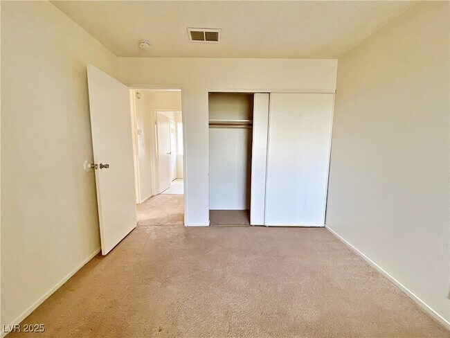 Building Photo - 5340 Retablo Ave