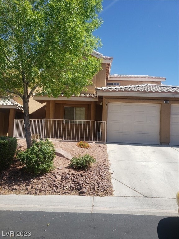 Primary Photo - 8009 Cimarron Ridge Dr