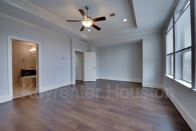 Building Photo - 4203 Feagan St