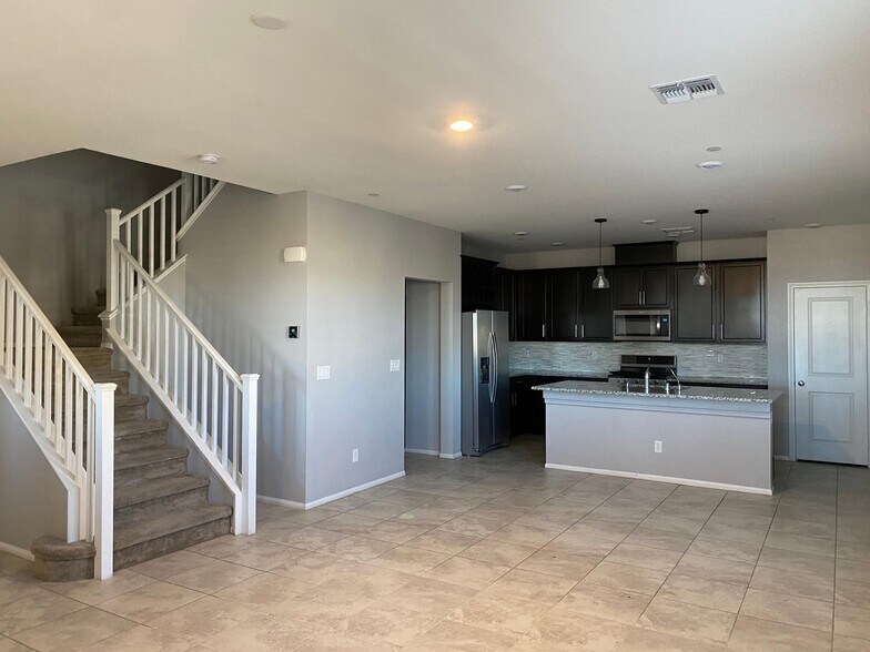 Building Photo - 3180 McKenna Dawn Ave