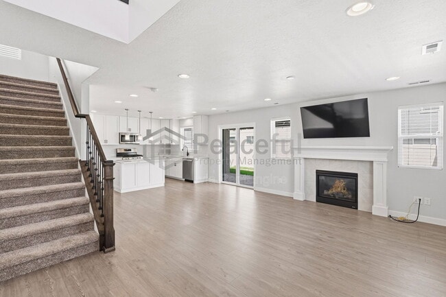 Building Photo - 2102 W 3250 S