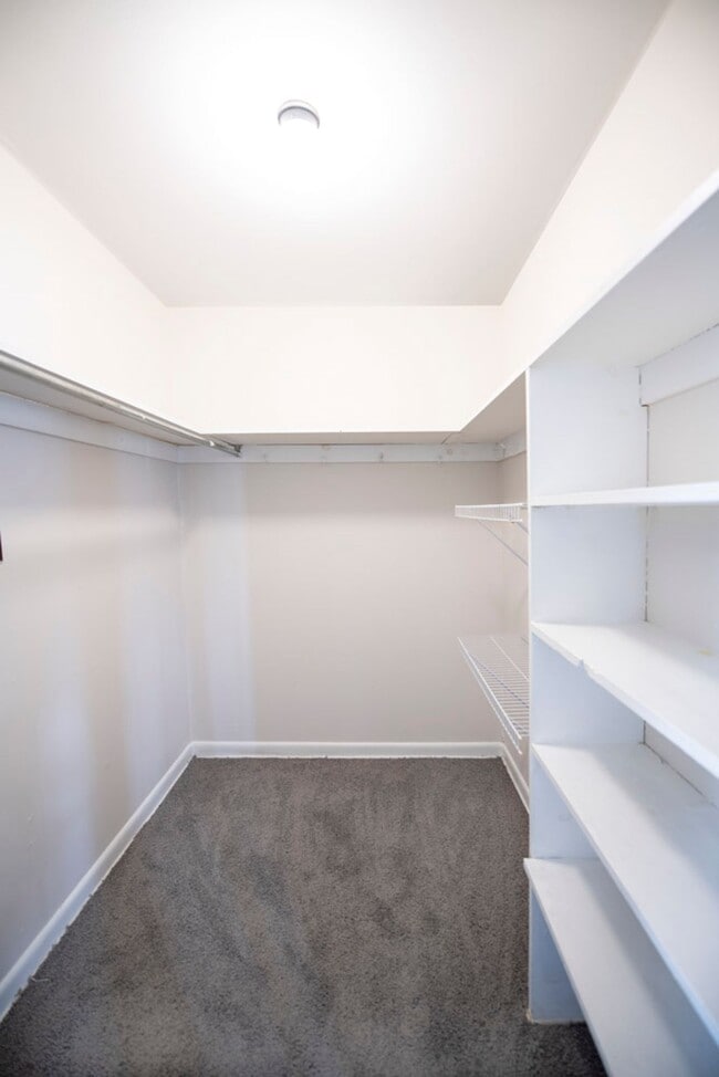 Floorplan - Rosewood Apartments