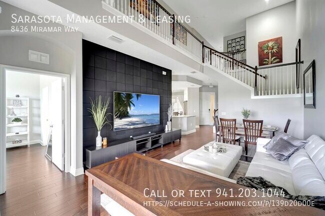 Building Photo - 8436 Miramar Way
