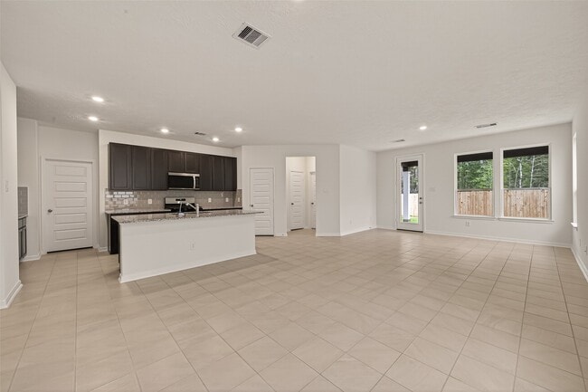 Building Photo - 814 Mustang Rdg Ter