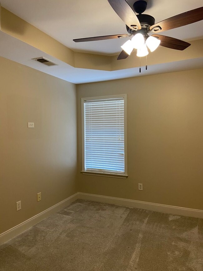 Building Photo - New For Rent in Helena!