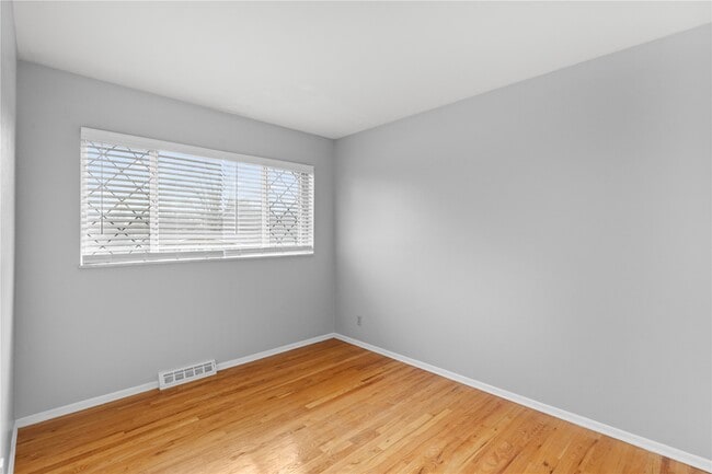 Building Photo - 4645 Tauneybrook Dr