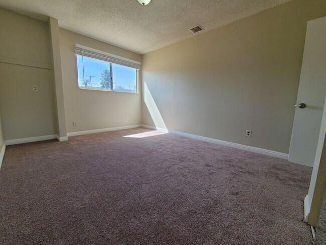 Building Photo - 13195 Bryant St