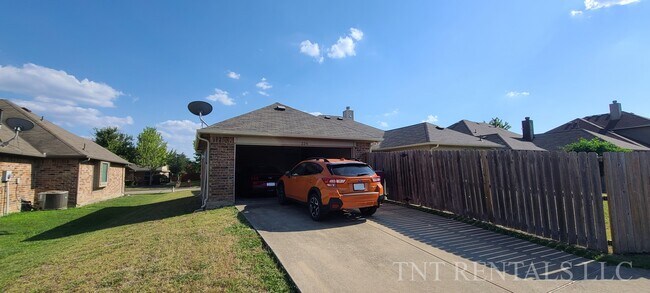 Building Photo - 224 Audobon Ln