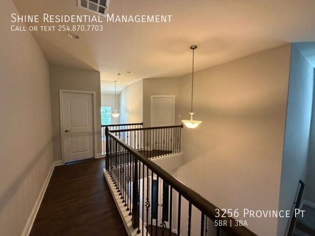Building Photo - 3256 Province Pt