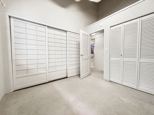 Building Photo - Pet Friendly Hawaii Kai Townhouse with A/C