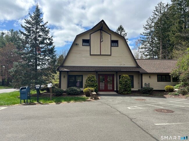 Building Photo - 17 Eagle Rock Cir